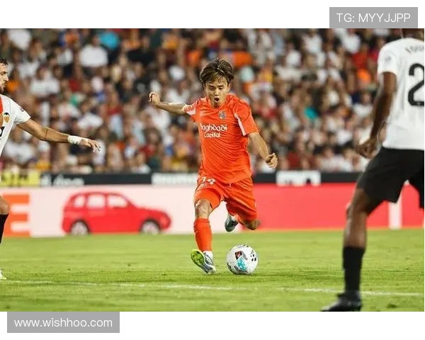 久保建英对阵巴萨等强队的持续威胁制造能力分析