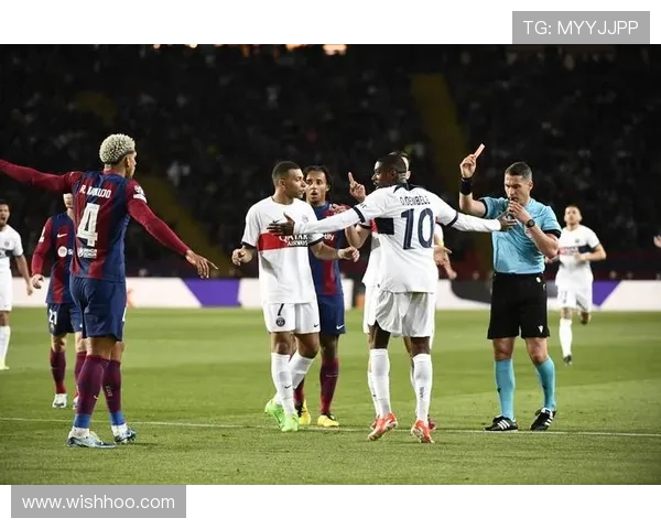 巴萨体系漏洞逐步显现,输球背后揭示稳定性与竞争格局变化 巴萨体系漏洞逐步显现,输球背后揭示稳定性与竞争格局变化